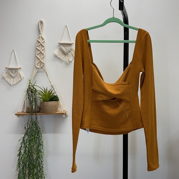 Urban Outfitters Crop Top - Picture 13 of 13